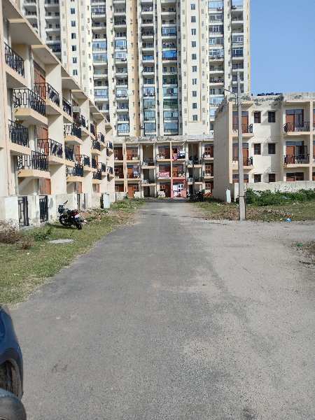 2 BHK Floor Sale Sector 33 Gurgaon  